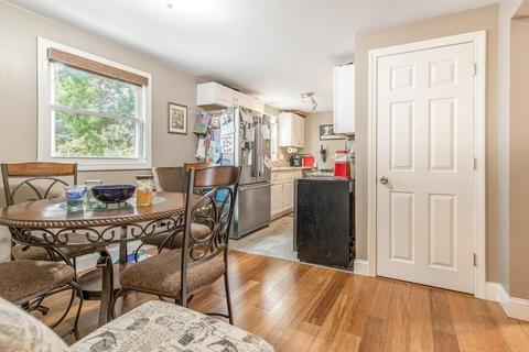 50 Simon St, Beverly, MA 01915 photo 8