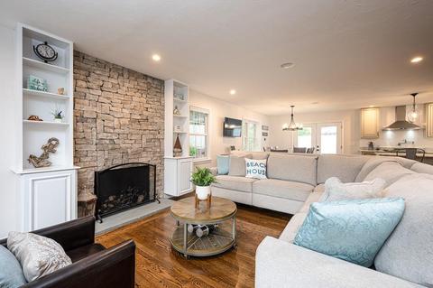 9 Mohican Ave, Mashpee, MA 02649 photo 7