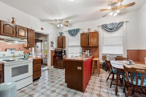 17 W Main St, Millers Falls, MA 01349 photo 4
