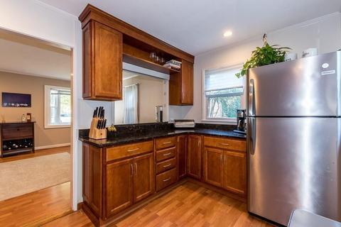 5 Birch Ter, Maynard, MA 01754 photo 12
