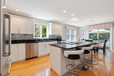 6 Anna Dr, Danvers, MA 01923 photo 9