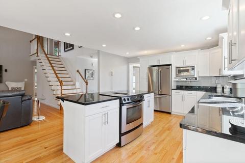 6 Anna Dr, Danvers, MA 01923 photo 11