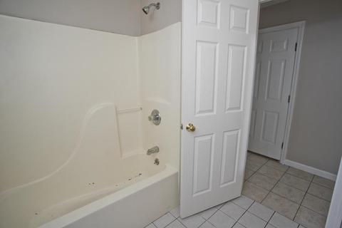 23 Martha St, Springfield, MA 01151 photo 13