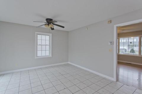 23 Martha St, Springfield, MA 01151 photo 8