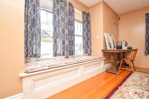56 Austin St, Chicopee, MA 01013 photo 8