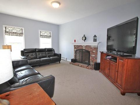 61 Ridgewood Rd, Worcester, MA 01606 photo 8