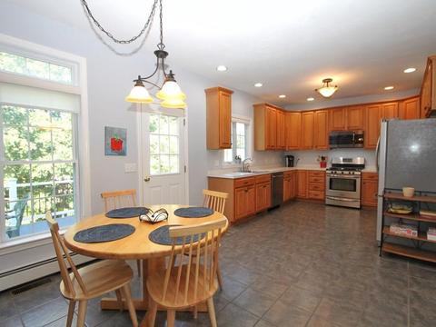 61 Ridgewood Rd, Worcester, MA 01606 photo 3