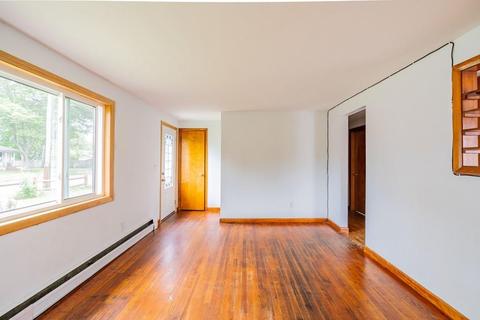 184 Leopold St, Springfield, MA 01119 photo 11