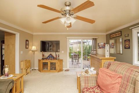 141 Melrose St, Fall River, MA 02723 photo 18