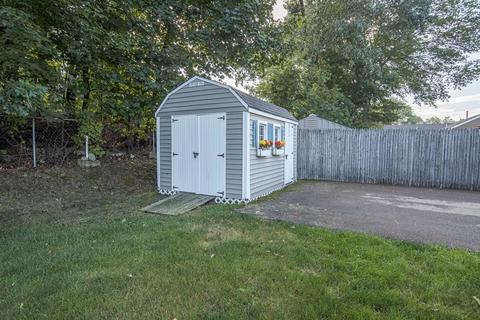 141 Melrose St, Fall River, MA 02723 photo 5