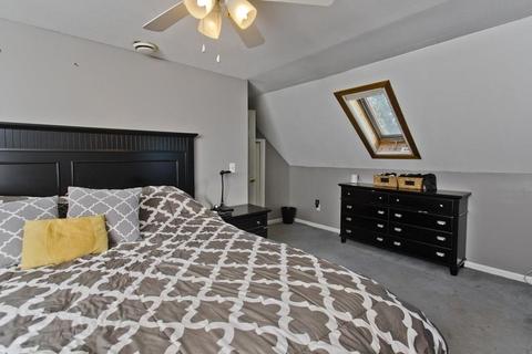 70 Powell Ave, Springfield, MA 01118 photo 27