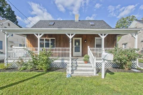 70 Powell Ave, Springfield, MA 01118 photo 1