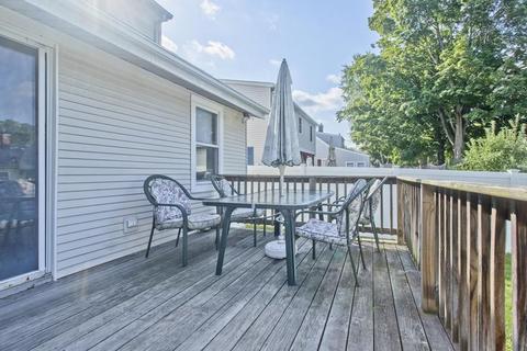 70 Powell Ave, Springfield, MA 01118 photo 33