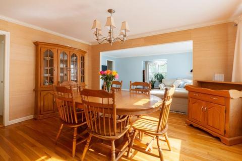 6 Coolidge Rd, Danvers, MA 01923 photo 8