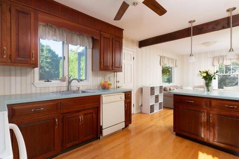 6 Coolidge Rd, Danvers, MA 01923 photo 10