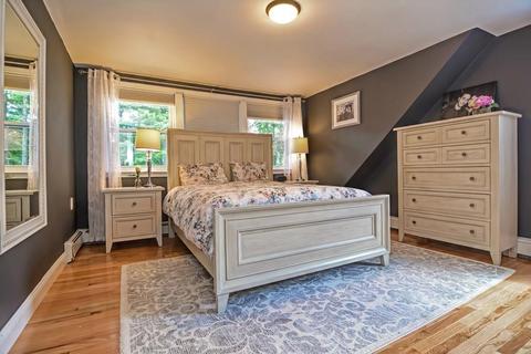 18 Curtis Rd, Natick, MA 01760 photo 24