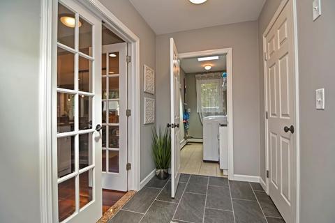 18 Curtis Rd, Natick, MA 01760 photo 4