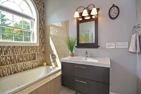 18 Curtis Rd, Natick, MA 01760 photo 29