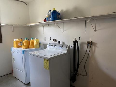 218 Centre St, Springfield, MA 01151 photo 27