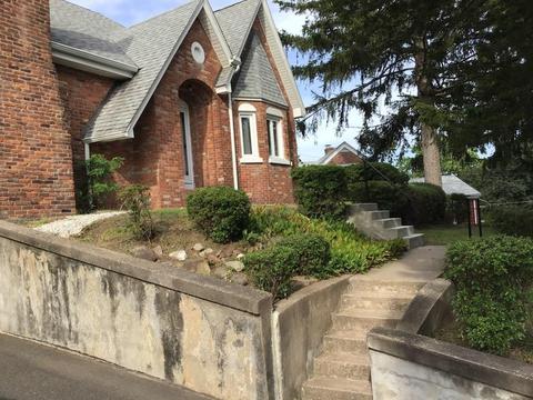 56 Kazbeck St, Springfield, MA 01151 photo 3