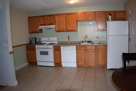 215 Glasgow St #11, Fall River, MA 02721 photo 3