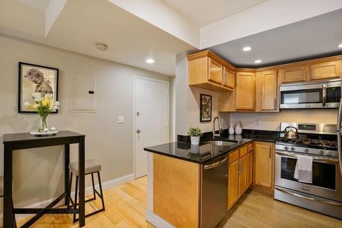 8 Juniper St #18, Brookline, MA 02445 photo 8