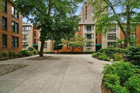 8 Juniper St #18, Brookline, MA 02445 photo 17