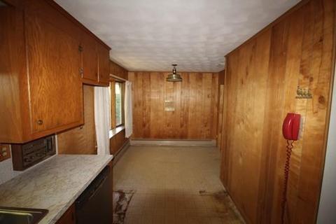 87 Lebaron St, Fall River, MA 02720 photo 5