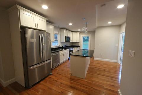 51 Myrtle Ave, Webster, MA 01570 photo 8