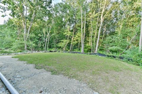 891 School St, Webster, MA 01570 photo 6