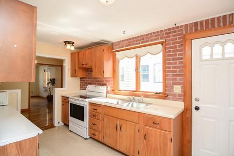 12 Mason St, Gloucester, MA 01930 photo 7