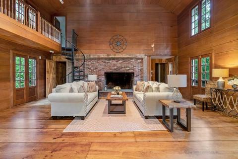 545 Common St, Dedham, MA 02026 photo 5
