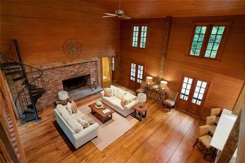 545 Common St, Dedham, MA 02026 photo 4