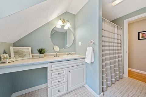 2 Stuart St, Swampscott, MA 01907 photo 20