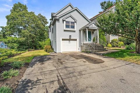 2 Stuart St, Swampscott, MA 01907 photo 2