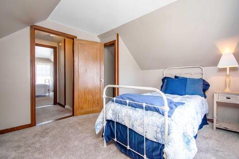76 Surrey Rd, Springfield, MA 01118 photo 39