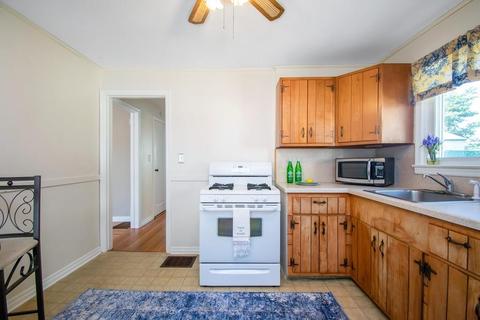 76 Surrey Rd, Springfield, MA 01118 photo 24