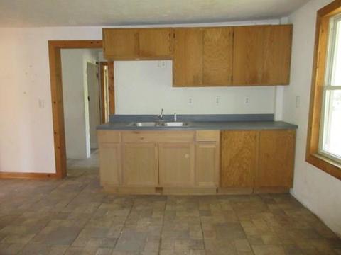256 N Main St, Webster, MA 01570 photo 8