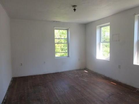 256 N Main St, Webster, MA 01570 photo 15