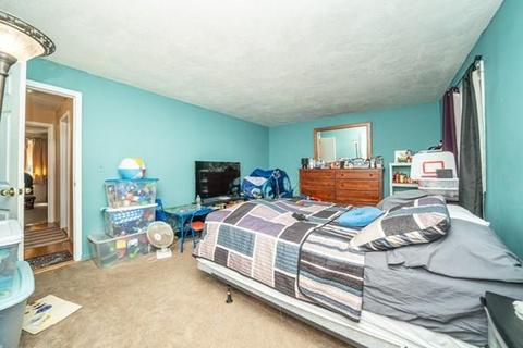 4 Franklin Sq #E, Randolph, MA 02368 photo 15