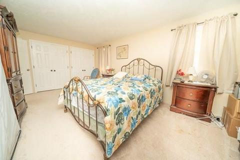 4 Franklin Sq #E, Randolph, MA 02368 photo 17