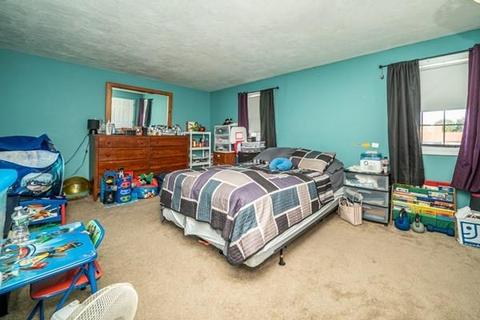 4 Franklin Sq #E, Randolph, MA 02368 photo 14