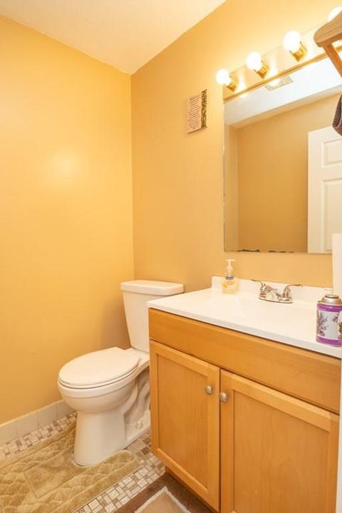 4 Franklin Sq #E, Randolph, MA 02368 photo 10
