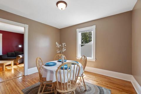 30 Bennett St, Hudson, MA 01749 photo 9