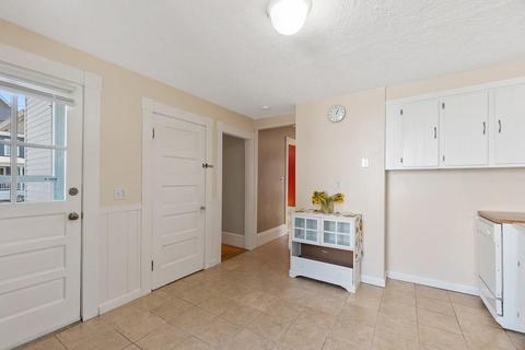 30 Bennett St, Hudson, MA 01749 photo 13