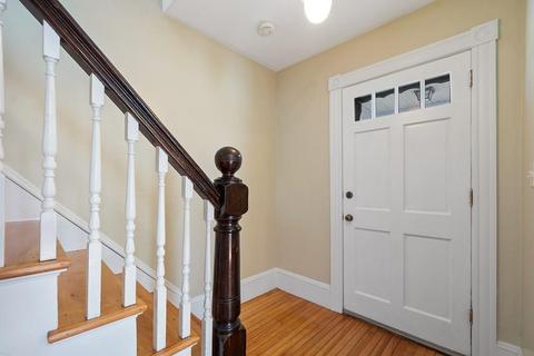 30 Bennett St, Hudson, MA 01749 photo 5