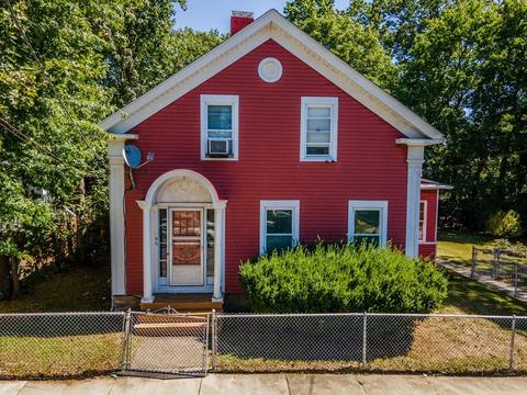 93 Grove St, Fall River, MA 02720 photo 2