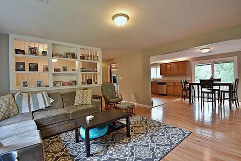 10 Hartford Ave S, Upton, MA 01568 photo 6