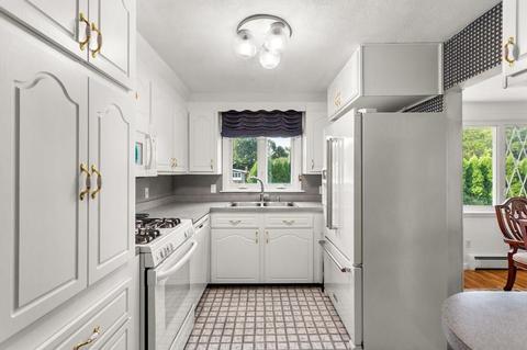 22 Mohawk Rd, Marblehead, MA 01945 photo 7