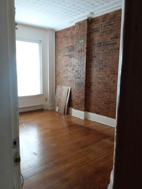 247 Union St, Springfield, MA 01105 photo 8